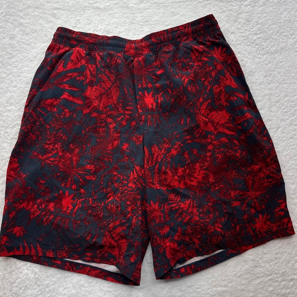 Lululemon Pace Breaker Lined Shorts Red Black Tropical Fern Floral Mens Medium